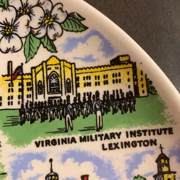 Vintage 60s State of Virginia Tourist Souvenir Ceramic Collector Display Plate - Picture 4 of 16
